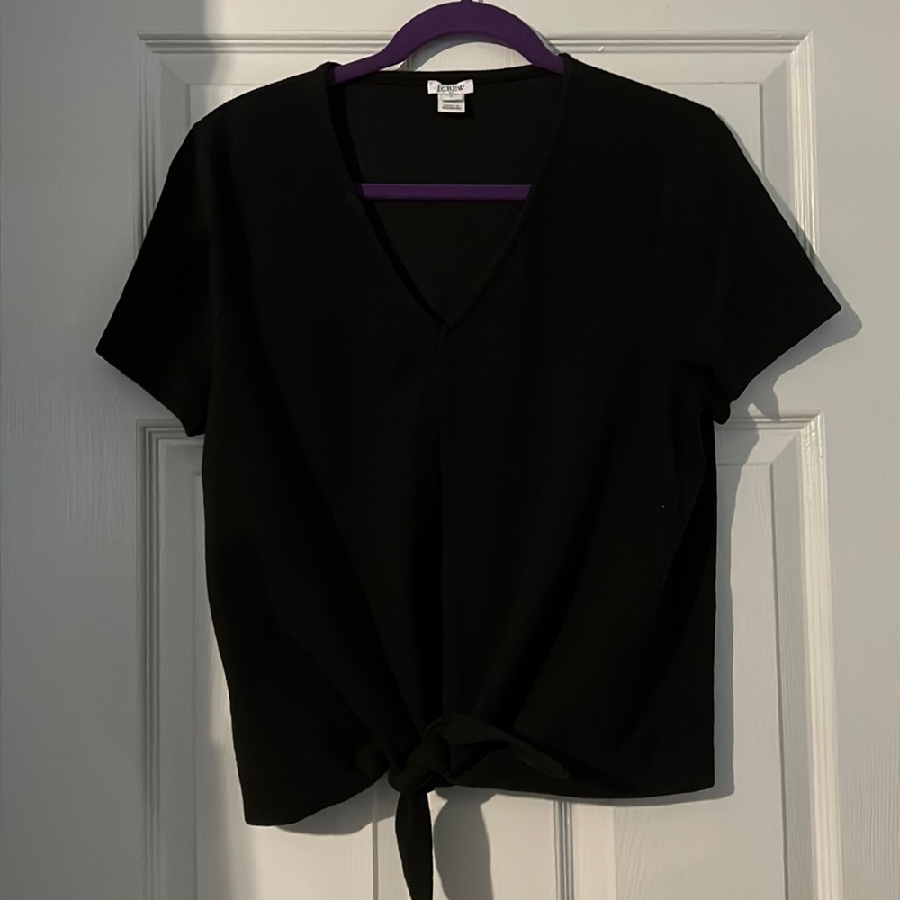 Black Jcrew tie tee.
